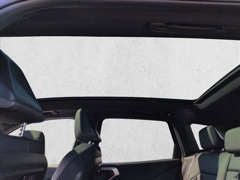 Used 2025 BMW X3 xDrive30i w/ Premium Package image 18