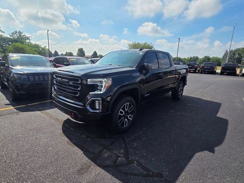 Used 2021 GMC Sierra 1500 AT4 w/ AT4 Preferred Package AWD/4WD image 1