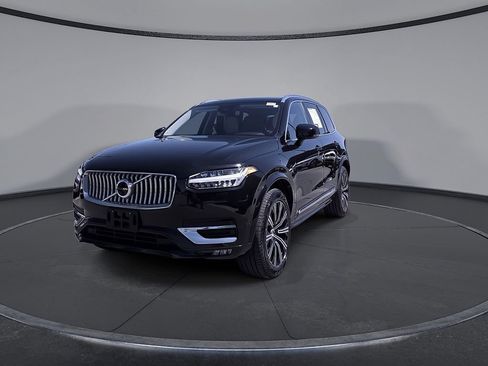 Used 2023 Volvo XC90 B6 Plus AWD/4WD image 11