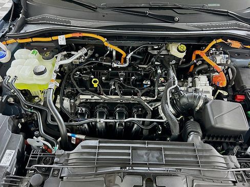 New 2025 Ford Escape PHEV FWD w/ PHEV Premium Package image 32