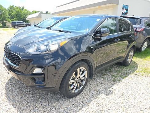 Certified 2022 Kia Sportage LX w/ LX AWD Value Edition Package image 1