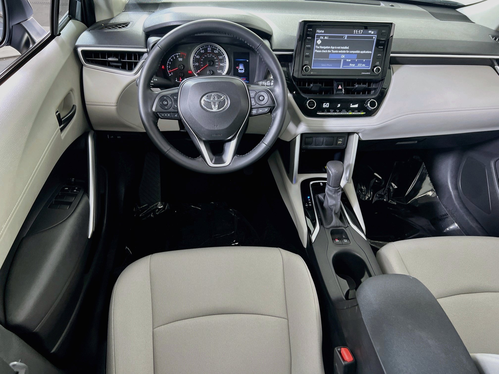 Used 2022 Toyota Corolla Cross LE AWD/4WD image 20