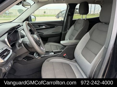 Used 2023 Chevrolet TrailBlazer LT AWD/4WD image 26
