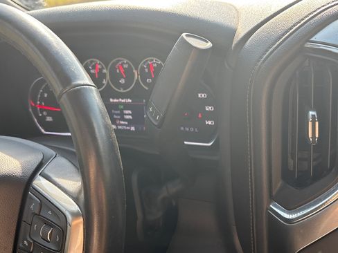 Used 2022 Chevrolet Silverado 1500 LT Trail Boss w/ LT Trail Boss Premium Package image 59