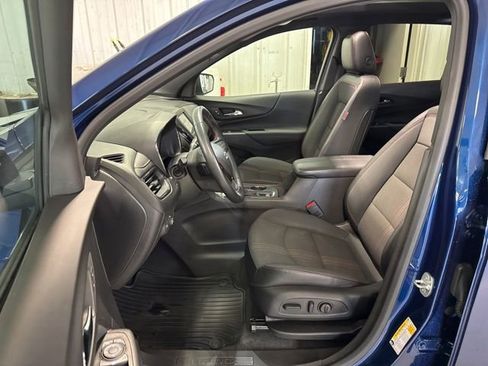 Used 2023 Chevrolet Equinox RS AWD/4WD image 33