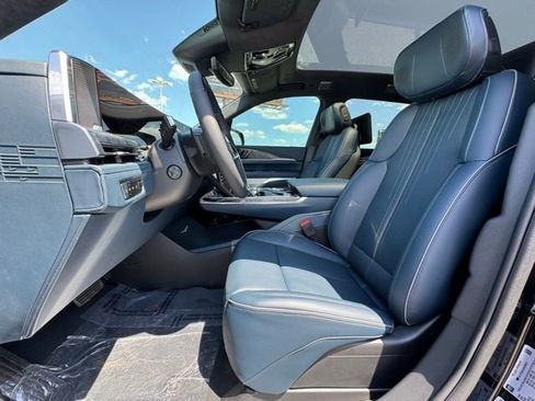 New 2025 Cadillac Escalade IQ Luxury 2 image 22