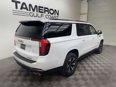 Used 2026 GMC Yukon XL AT4 w/ AT4 Premium Package AWD/4WD image 8