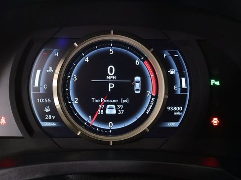 Used 2019 Lexus IS 300 image 4