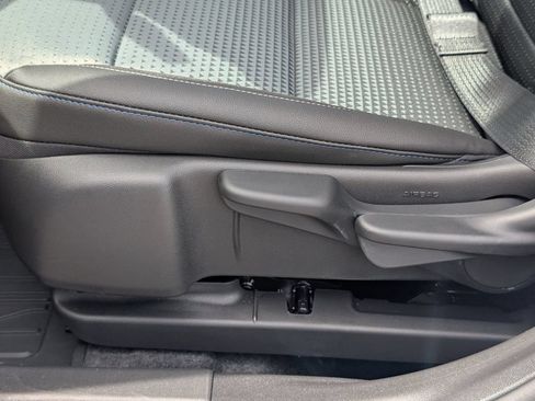 New 2026 Chevrolet Trax LT w/ Sunroof Package FWD image 14