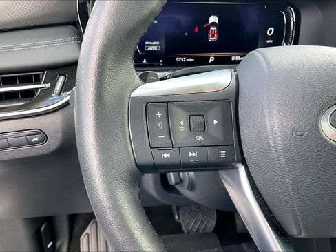 Used 2025 INFINITI QX60 Luxe image 13