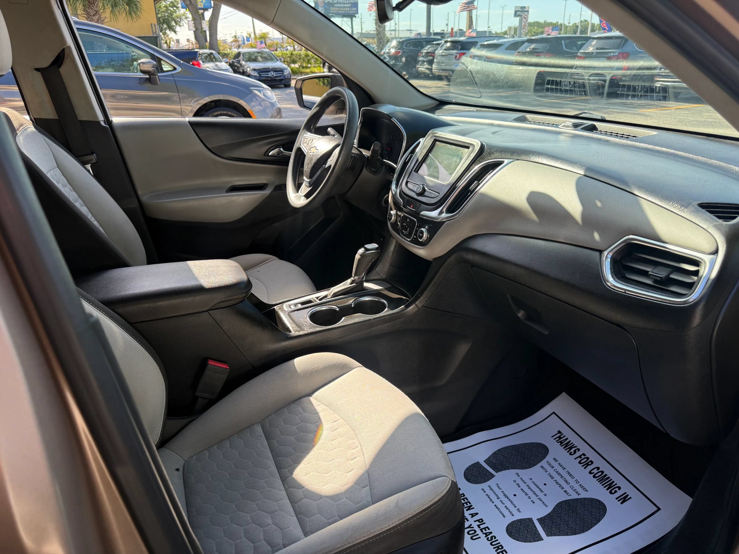 Used 2019 Chevrolet Equinox LS FWD image 17