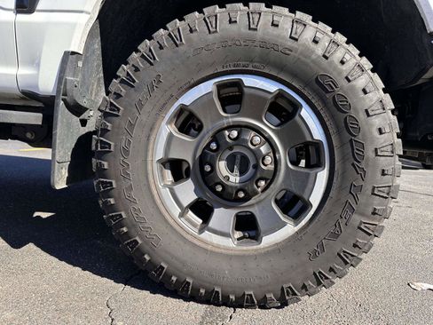 Used 2023 Ford F350 Lariat w/ Lariat Ultimate Package image 7