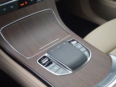 Certified 2022 Mercedes-Benz GLC 300 4MATIC image 26