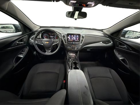 Used 2021 Chevrolet Malibu LT image 18