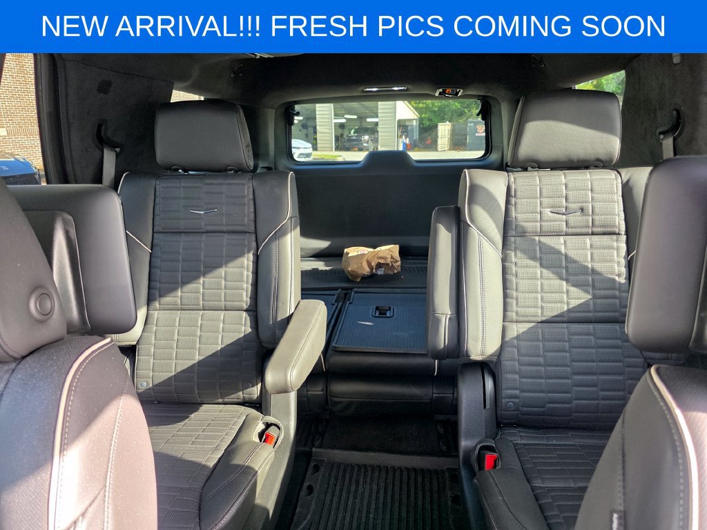 Used 2026 Cadillac Escalade Platinum Luxury w/ LPO, Radiant Package AWD/4WD image 11