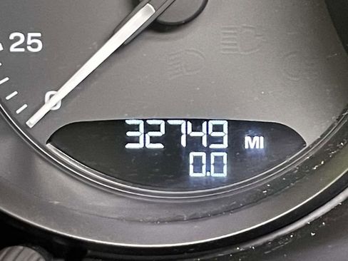 Used 2023 Porsche Macan image 47