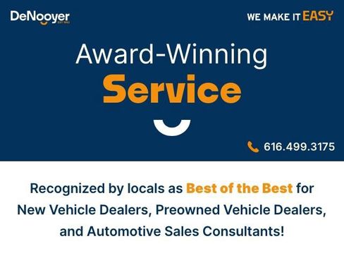 Used 2023 Chevrolet Traverse LT AWD/4WD image 14