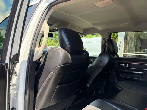 Used 2017 RAM 2500 Laramie w/ Convenience Group AWD/4WD image 37