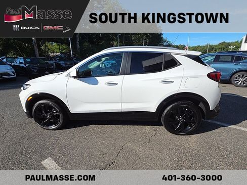 Used 2024 Buick Encore GX Sport Touring w/ Comfort Package AWD/4WD image 8