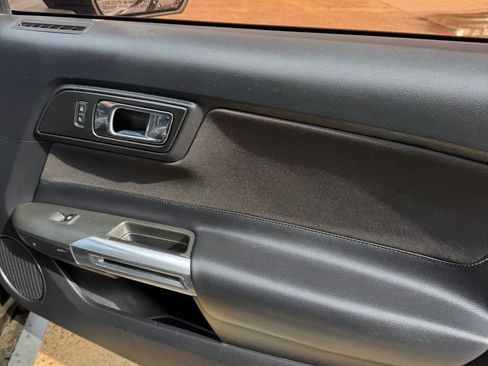 Used 2015 Ford Mustang Coupe w/ Equipment Group 051A RWD image 18