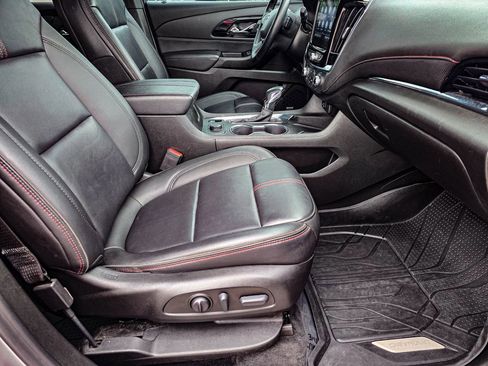 Certified 2023 Chevrolet Traverse RS AWD/4WD image 45