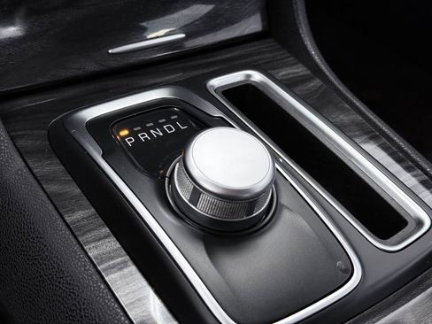 Used 2019 Chrysler 300 Touring L w/ Quick Order Package 22F image 52