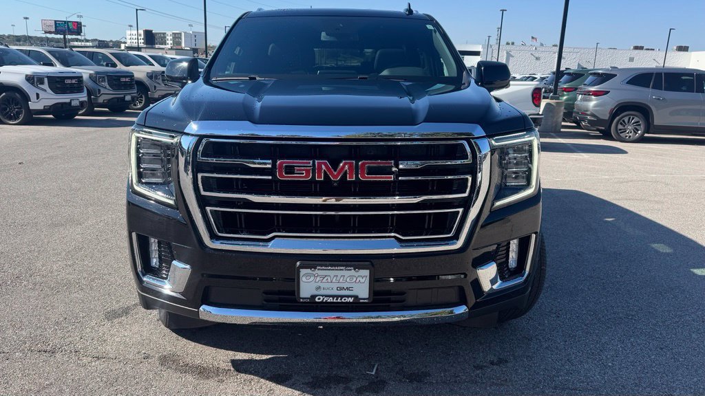 Used 2024 GMC Yukon SLT w/ SLT Premium Package AWD/4WD image 9