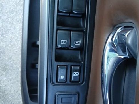 Used 2017 Nissan Titan Platinum Reserve AWD/4WD image 49