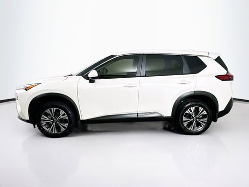 Used 2023 Nissan Rogue SV FWD image 4