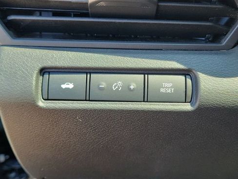 Used 2024 Nissan Altima 2.5 SV FWD image 20