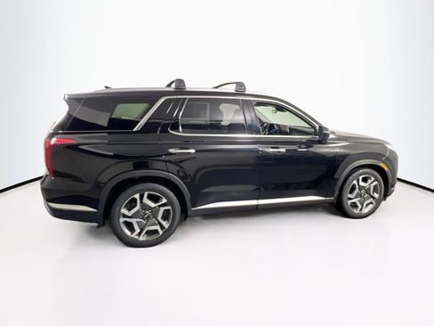 Used 2023 Hyundai Palisade SEL w/ Premium Package AWD/4WD image 4