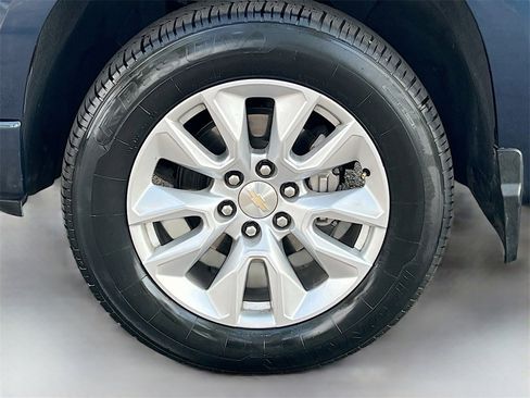 Used 2022 Chevrolet Silverado 1500 Custom image 29