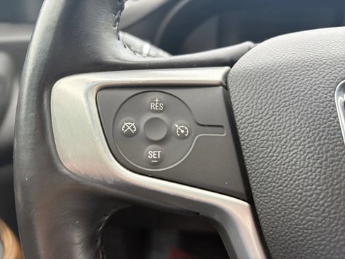 Used 2019 GMC Acadia SLE AWD/4WD image 32