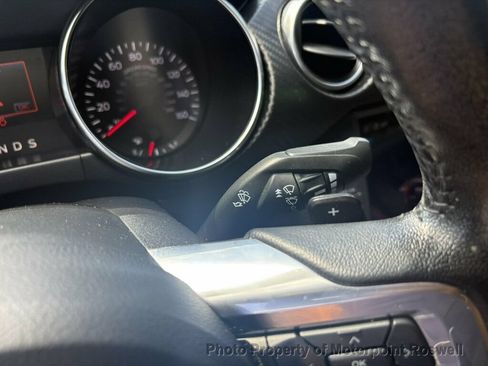 Used 2020 Ford Mustang Coupe RWD image 13