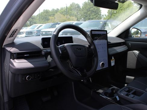 New 2026 Ford Mustang Mach-E Select RWD image 6