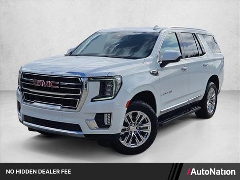 Used 2024 GMC Yukon SLT RWD image 1