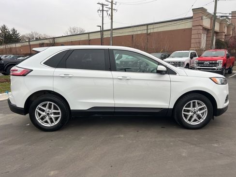 Certified 2023 Ford Edge SEL w/ Convenience Package image 4