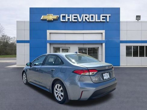 Used 2024 Toyota Corolla LE FWD image 5