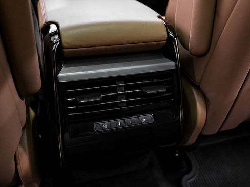 Used 2023 Land Rover Range Rover Sport SE AWD/4WD image 32