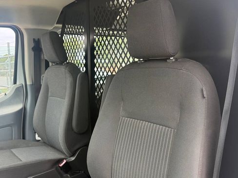 Used 2019 Ford Transit 250 130 Low Roof w/ Exterior Upgrade Package RWD image 11