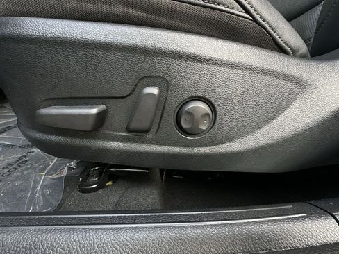 Used 2024 Kia Seltos SX w/ SX Sunroof Package image 14