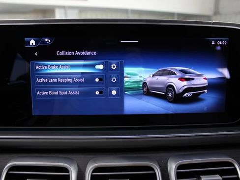 Used 2024 Mercedes-Benz GLE 53 AMG 4MATIC Coupe image 28
