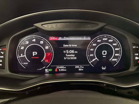 Used 2024 Audi RS Q8 AWD/4WD image 48