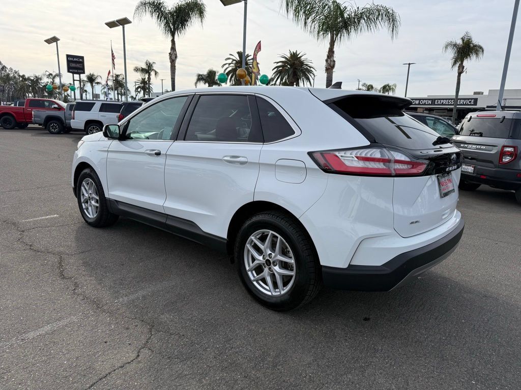 Used 2024 Ford Edge SEL AWD/4WD image 4