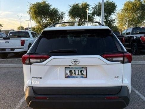 Used 2021 Toyota RAV4 LE w/ Carpet Mat Package (TMS) FWD image 5