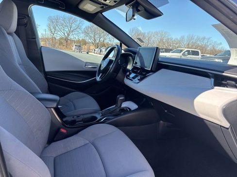 Used 2024 Toyota Corolla SE image 16