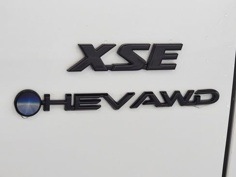 Certified 2025 Toyota Corolla Cross AWD Hybrid image 11