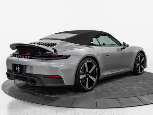 Used 2025 Porsche 911 Carrera RWD image 23