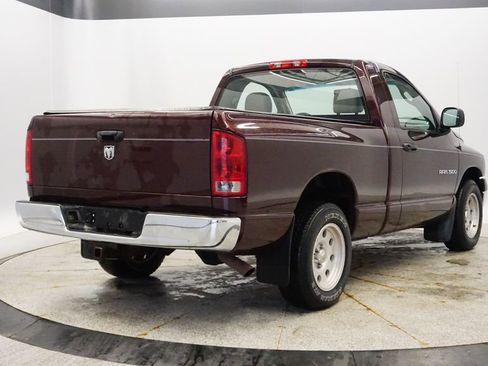 Used 2005 Dodge Ram 1500 Truck ST image 5