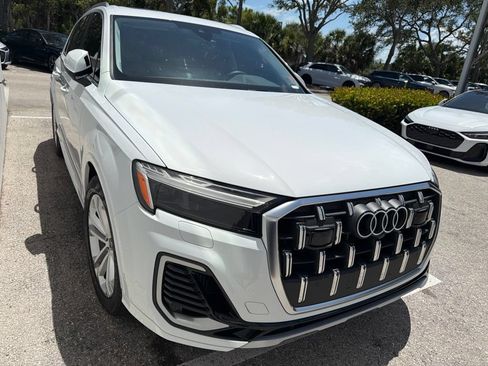 Certified 2026 Audi Q7 3.0T Premium Plus AWD/4WD image 4